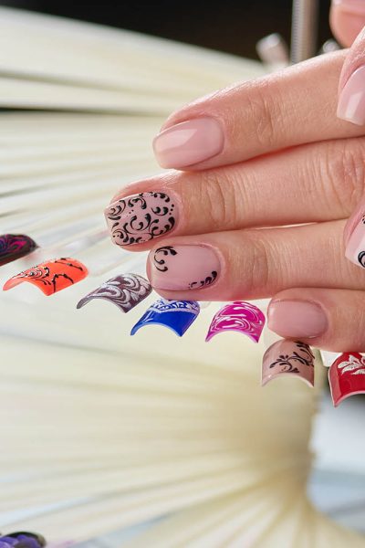 nail